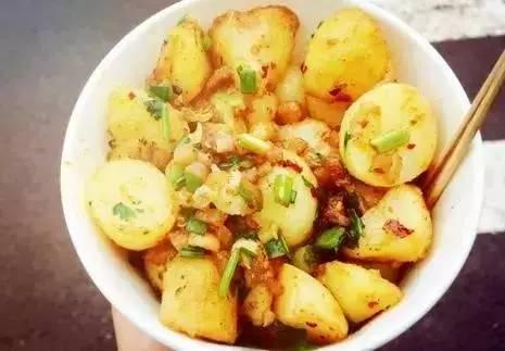 土豆和面瓜怎么吃,家常料理新尝试